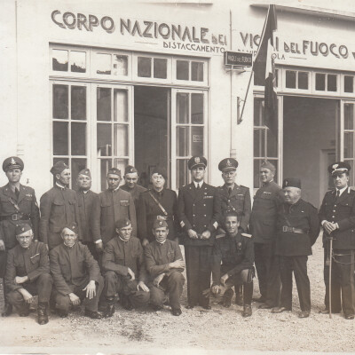 1937 Vigili del fuoco-II°e III° a sx in alto Ugo Rossetti-Giordano Bellini Gent.conc.Ugo Rossetti