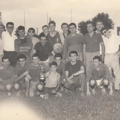 1961 La squadra del bar Botteghino gent.conc. Cirillo