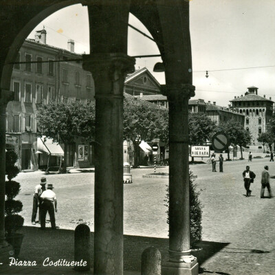 Piazza Costituente 0006