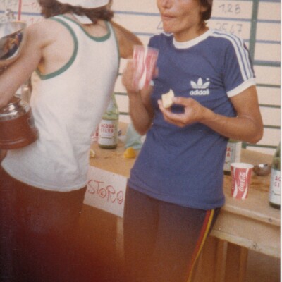 1981 Maratona- Di spalle Laura Fogli e Maria D'orlando