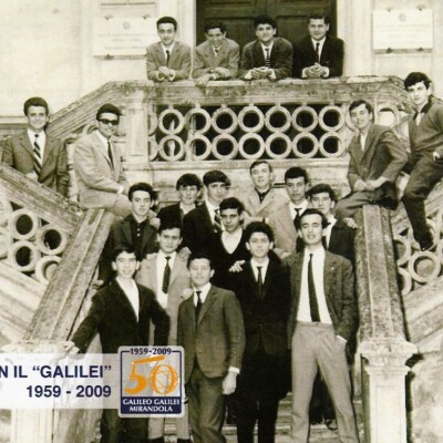 1960 Istituto Galileo Galilei scalinata d'ingresso - sede staccata di Mirandola