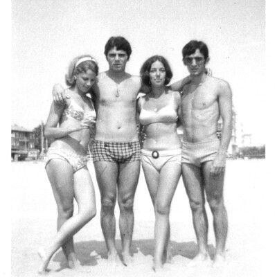 1969 Luglio amici al mare