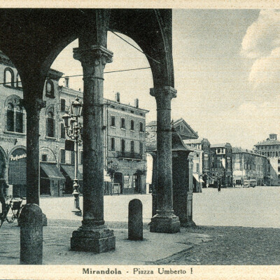 Piazza Costituente 0093