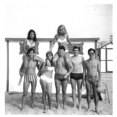 1969 Luglio amici al mare 2