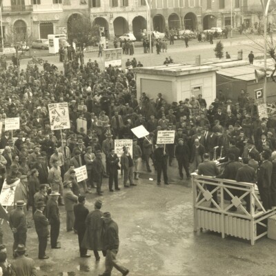 Manifestazione in piazza Gent.conc. Roberto Neri