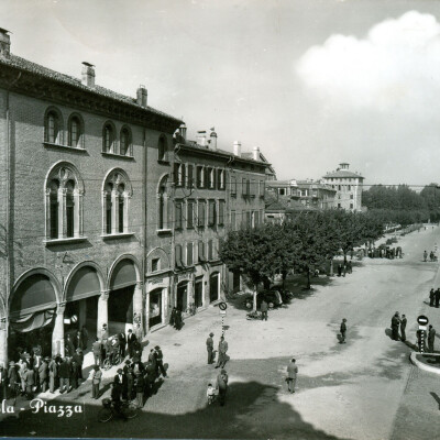 Piazza Costituente 0010