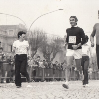 Sgambada 1974 Maria Luisa Marchetti a dx Gibertoni Gent.conc.Famiglia Marchetti