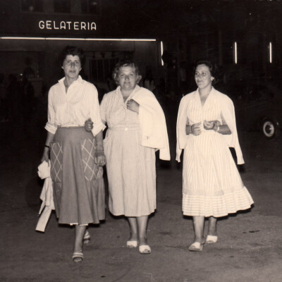 1957 Riccione Antonietta Luppi Rita Secchi Sara Roncaglia