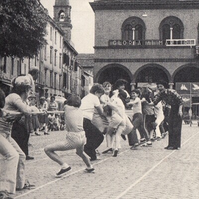 1977 Tuttinpiazza38 Gent.conc.Glauco Meschieri