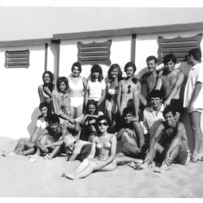 1969 luglio amici al mare (2)