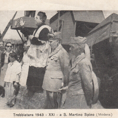 1943 Benedizione della trebbiatura a S.Martino Spino  gent.conc. Braghiroli Vilmer