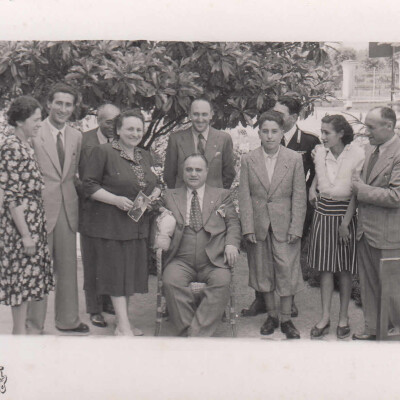 1943 Beniamino Gigli con la famiglia Caleffi