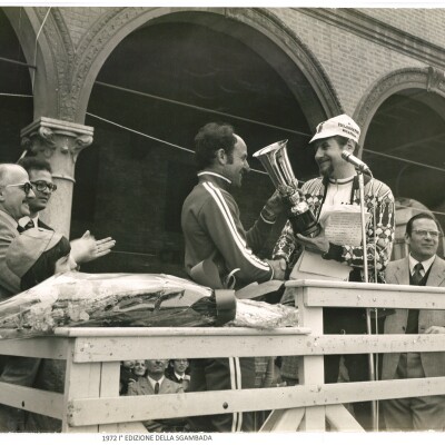 1972 Prima edizione della Sgambada-Da sx Il sindaco Gherardi-il vinvitore Rurini - Giancarlo Bellodi - Quinto Cremaschi