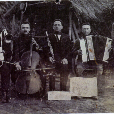 1928 Orchestrina del papà di Oriani - da sx Rocco Tironi-Renato Franciosi-Armando Guerzoni-Remo Soriani- Cinzio Soriani