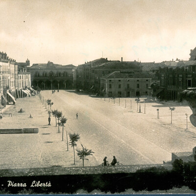 Piazza Costituente 0091