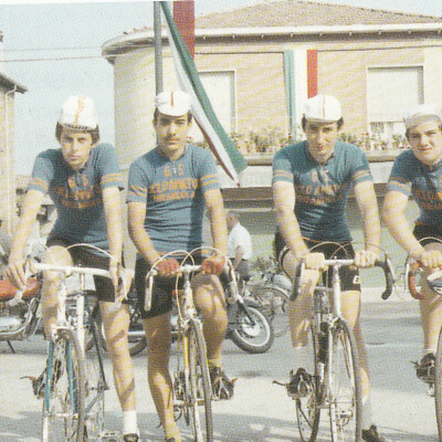 1970 Cicloamatori Mirandola da sx Canossa-Razzaghi-Bellini-Vincenzi