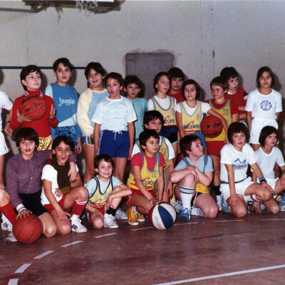 1983 Pico basket gruppo minibasket gent.conc.Tiziano Aleotti