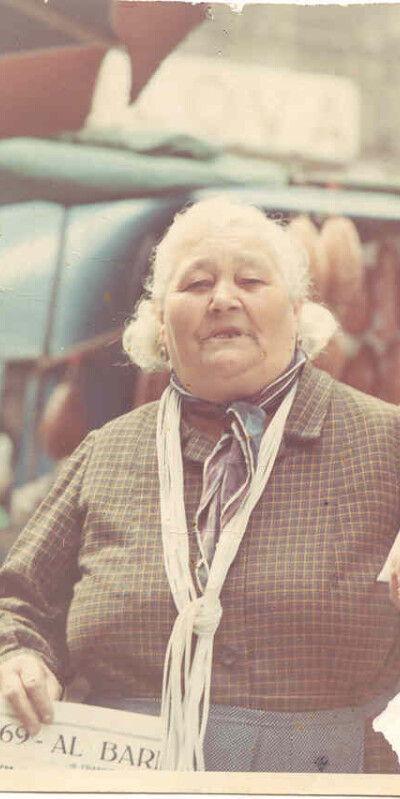 1969 Lucia Mascherini vendeva Barnardon- naftalina ed elastici su concess. della nipote Fulvia Verri (1)