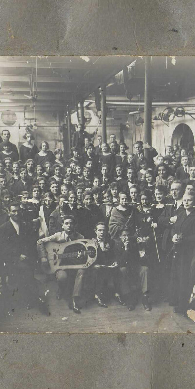 1920 foto di gruppo Gent.conc.Pierluigi Gualdi