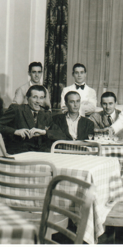 1946 Caffè Pico - Gent.conc. Ugo Rossetti -Da sx Otello Mantovani-Rossana Rossetti-Mascii Giuseppe-Giorgio Mantovani