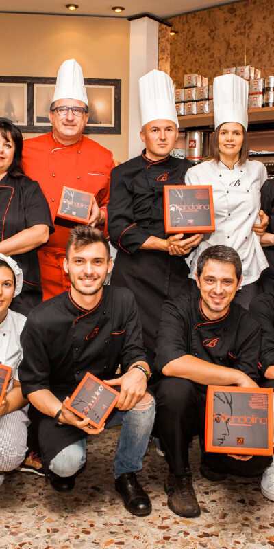 2016 Staff Pasticceria Busuoli