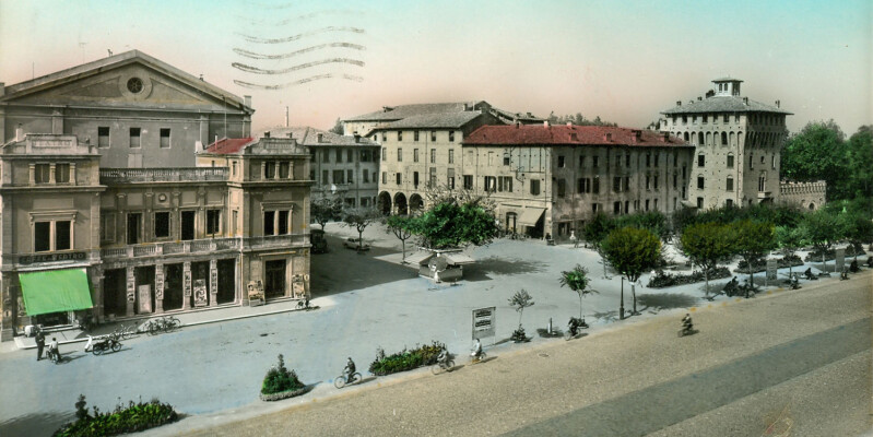 Piazza Costituente 0048