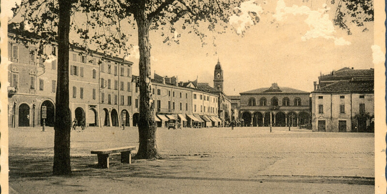 Piazza Costituente 0100