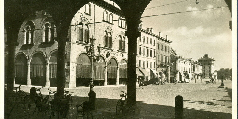 Piazza Costituente 0021