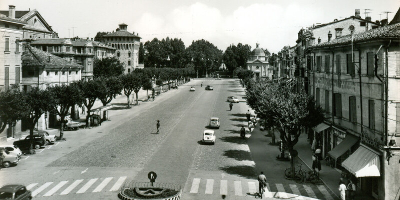 Piazza Costituente 0015