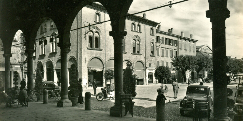 Piazza Costituente 0005